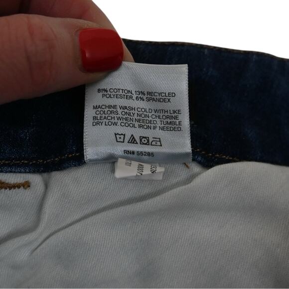 Express Women's Cropped Flare High Rise Ultra Hyper Stretch Jean - Picture 11 of 11